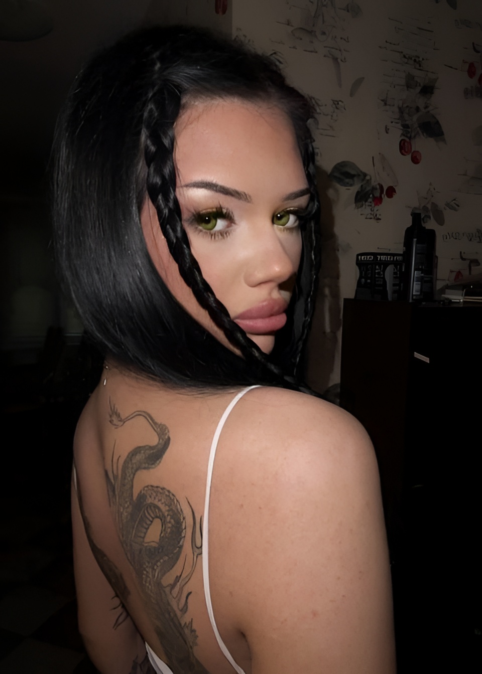 Кира привлекальеная девушка из Химок цена от 4000 руб