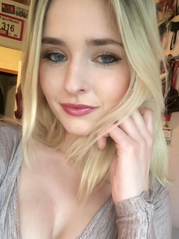 Маргарита привлекательная девушка из Химок цена от 1500 руб